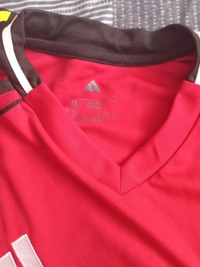 man utd jersey