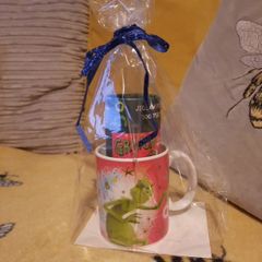 The grinch mug and jigsaw set
