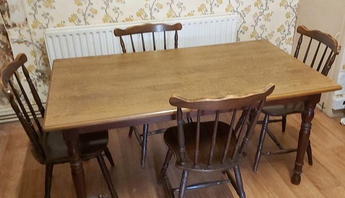 Dining Table & 4 Chairs