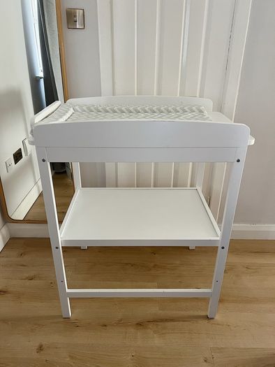 John Lewis Elementary Changing Table in White and a Changing Mat