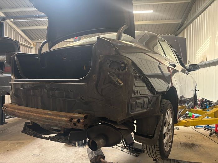 2006 Honda Accord Automatic - Breaking for Parts