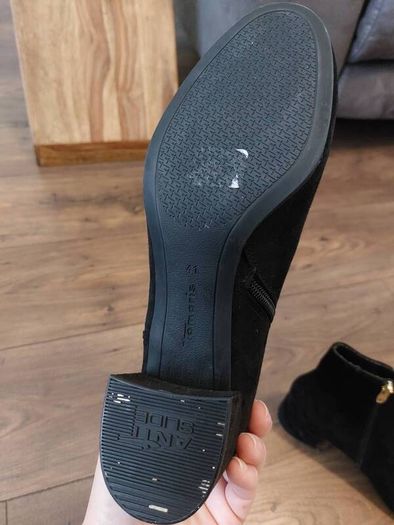 Tamaris black boots-Uk7