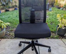 ergonomic office chair