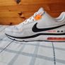 2021 nike air max LTD 3 white leather Size 10 eu 45 in excellent condition Image 5