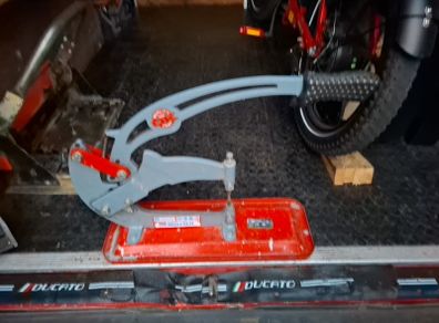 Concrete Tile cutter