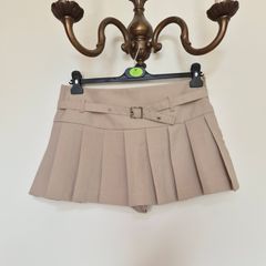 Pleated skort