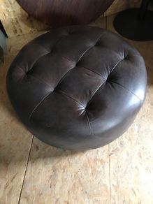ottoman brown leather 1meter circumference / good sitting room table too