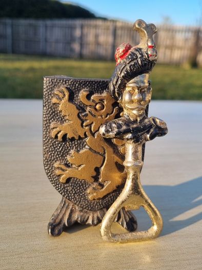 Vintage Cast Iron Scottish Guard & Shield Bottle Opener Stand Reg No.891381