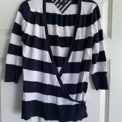 Tommy Hilfiger top size S