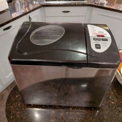 Morphy Richards FastBake Bread Maker