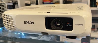 Epson EB-X24 3500 Lumens Home Cinema HDMI Projector XGA  (Lamp: 1397 hours) Used