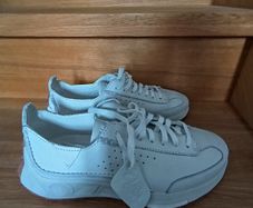 New.women's Clarks.leather shoes.UK 6.5G/EUR 40