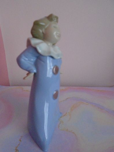 Nao  by Lladro Figurine, Ornaments, Ceramics, Collectables, Home decor