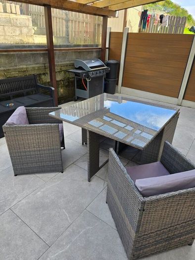 outdoor table and chair