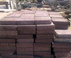Ceramic thermal bricks from storage heater