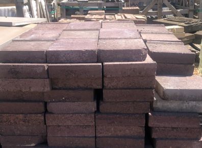 Ceramic thermal bricks from storage heater
