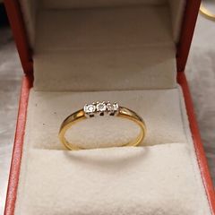 9ct trilogy ring