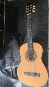 Jose Ferrer Guitar brand new condition