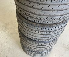 295/35/21 tyres