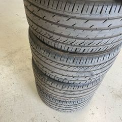 295/35/21 tyres