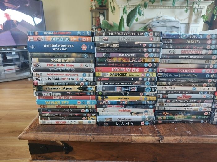150 Dvds