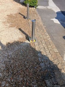 www.drivewaybollards.ie
