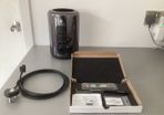 Mac Pro late 2013 3.5GHZ 6-core 64GB RAM 256GB system Drive + brand new OWC 480GB included (made for this model)