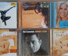 cd - SEAL , Jessica Simpson , Christina Aguilera , Johnny Cash