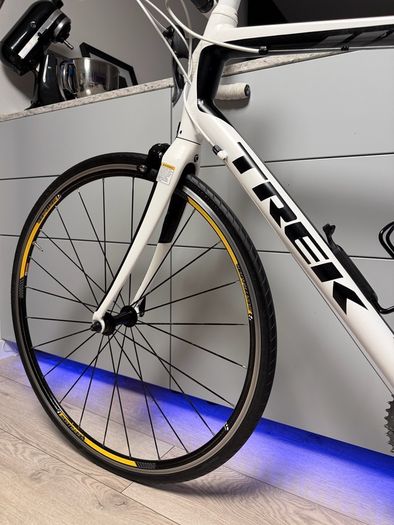 TREK Domane 2.0 Road Bike