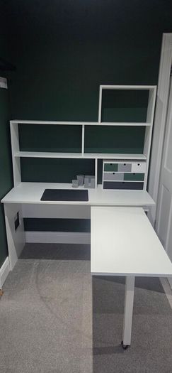 Extension office desk with shelving