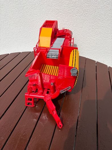 Bruder Grimme SE 75-30 Potato Digger Truck - Model Farm Machinery - Germany