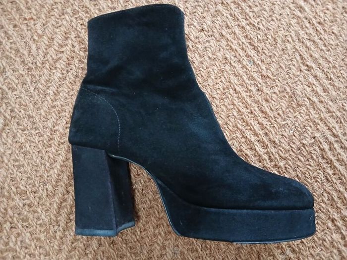 Black Platform Boots
