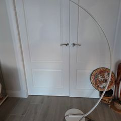 LED Arch Lamp 164 cm High - Immaculate