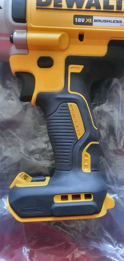 DeWalt 18V XR Brushless 1/2 Impact Wrench Bare Unit