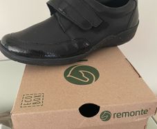 Remonte black shoes