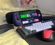 Legion Go S Steam OS Z2GO 16GB 1 TB SSD 120HZ VRR With Peripherals and 2 Docking stations