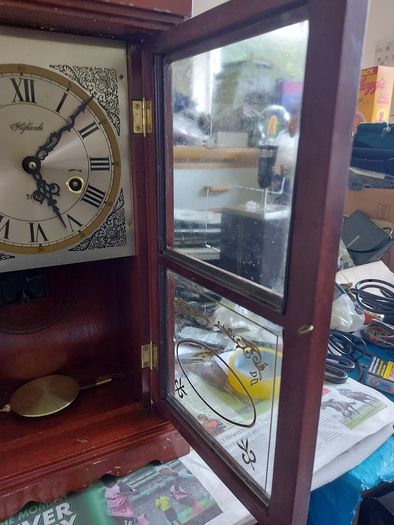 Vintage Mantlepiece Clock in very good condition
