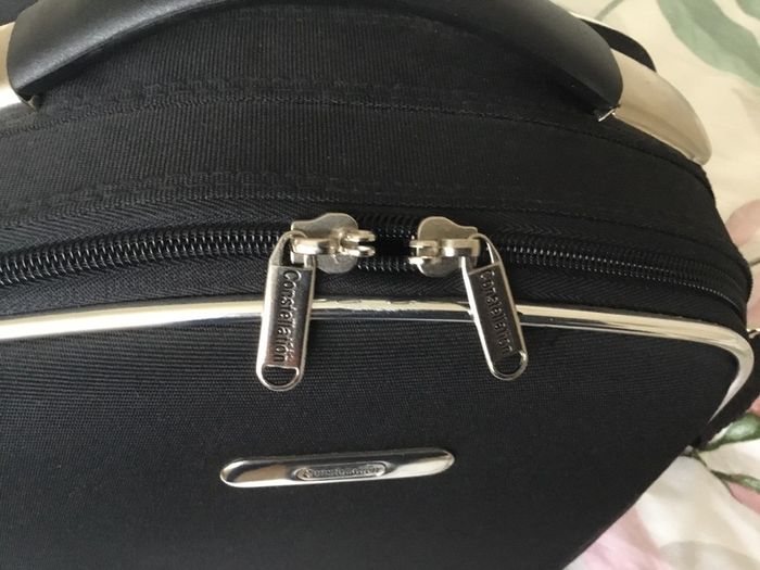 Constellation vanity case - black