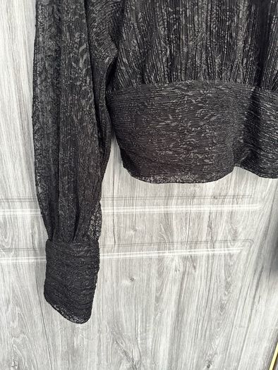 Bnwt Zara Top - S