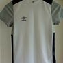 Boys Umbro T-shirt 8-10 Image 2