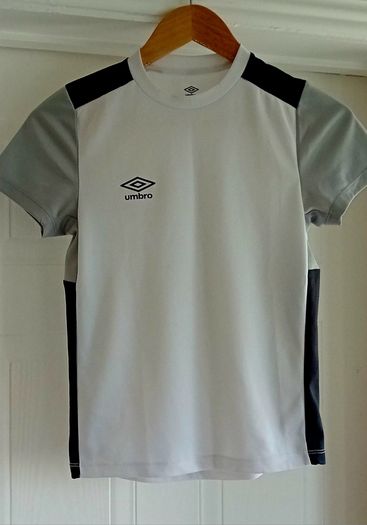 Boys Umbro T-shirt 8-10
