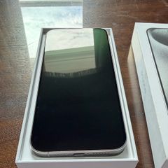 iPhone 15 Pro Max, White Titanium, 256GB - Like New