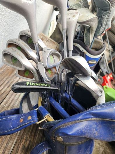 five golf bags and sixty nine clubs . ONE LOT ONLE.