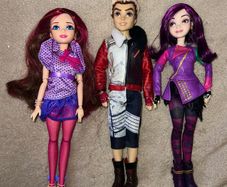 Disney Descendants Doll Bundle Evie, Carlos & Jane (Original Outfits)