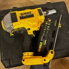 DeWalt DCN692 18V XR Framing Nailer