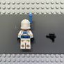 lego Star Wars sw1246 Clone Trooper Officer, 501st Legion (Phase 2) minifigure- White Arms, Blue Rangefinder, Nougat Head, Helmet with Holes Image 2