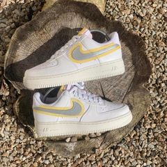 Get New Chic Nike's