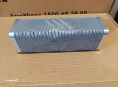 iWantit Bluetooth Speaker IPBTW15, works fine, Has some cosmetic wear as per photos