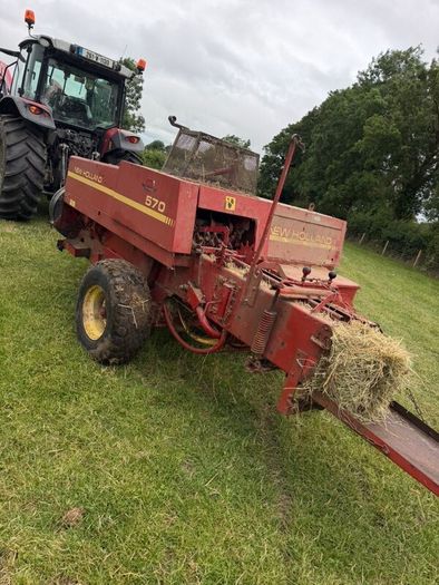 Square baler