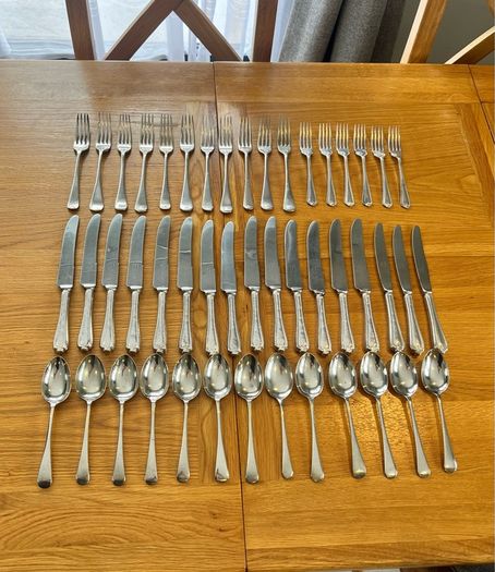 Vintage Newbridge Flatware Set x 47 Pieces